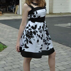 Girls black and white fancy party dress